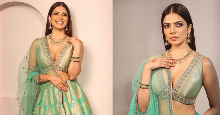 Malavika Mohan Cute Pics