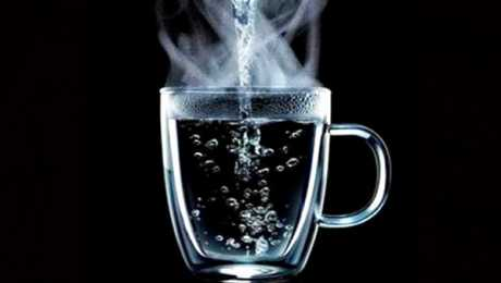 Health Benefits of Drinking Warm Water in the Morning